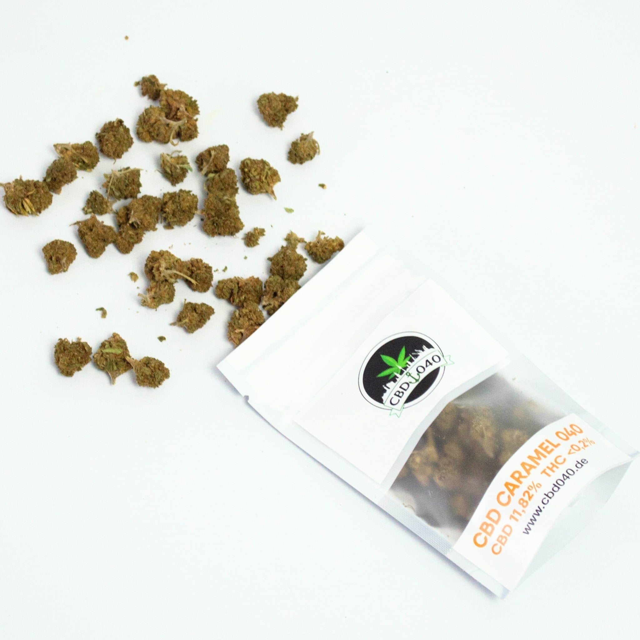 CBD Blüten Caramel mit weißem Hintergrund 1 CBD Blüten Caramel mit weißem Hintergrund 1