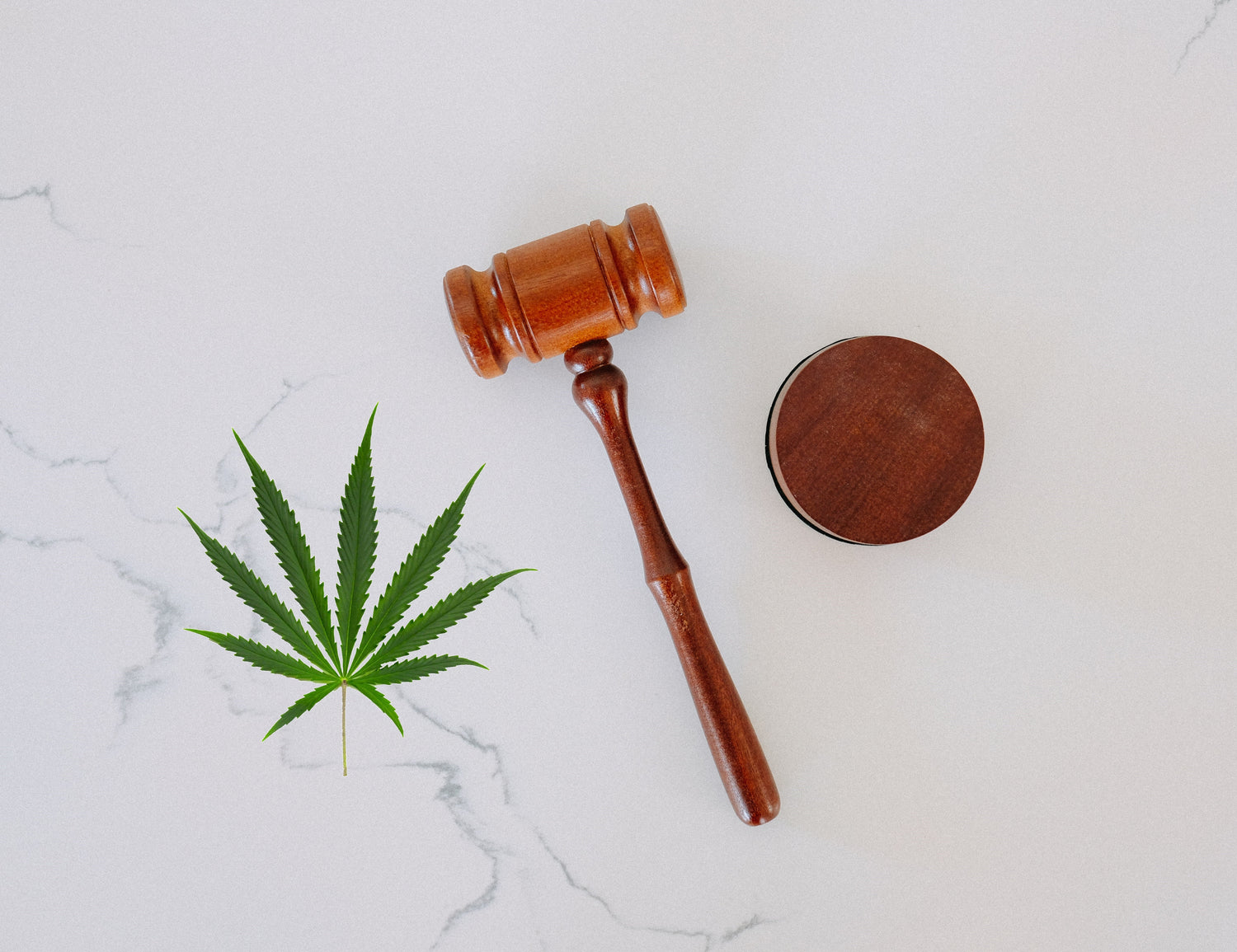 Ist CBD Gras legal? Finde die Antwort auf unserer Website!